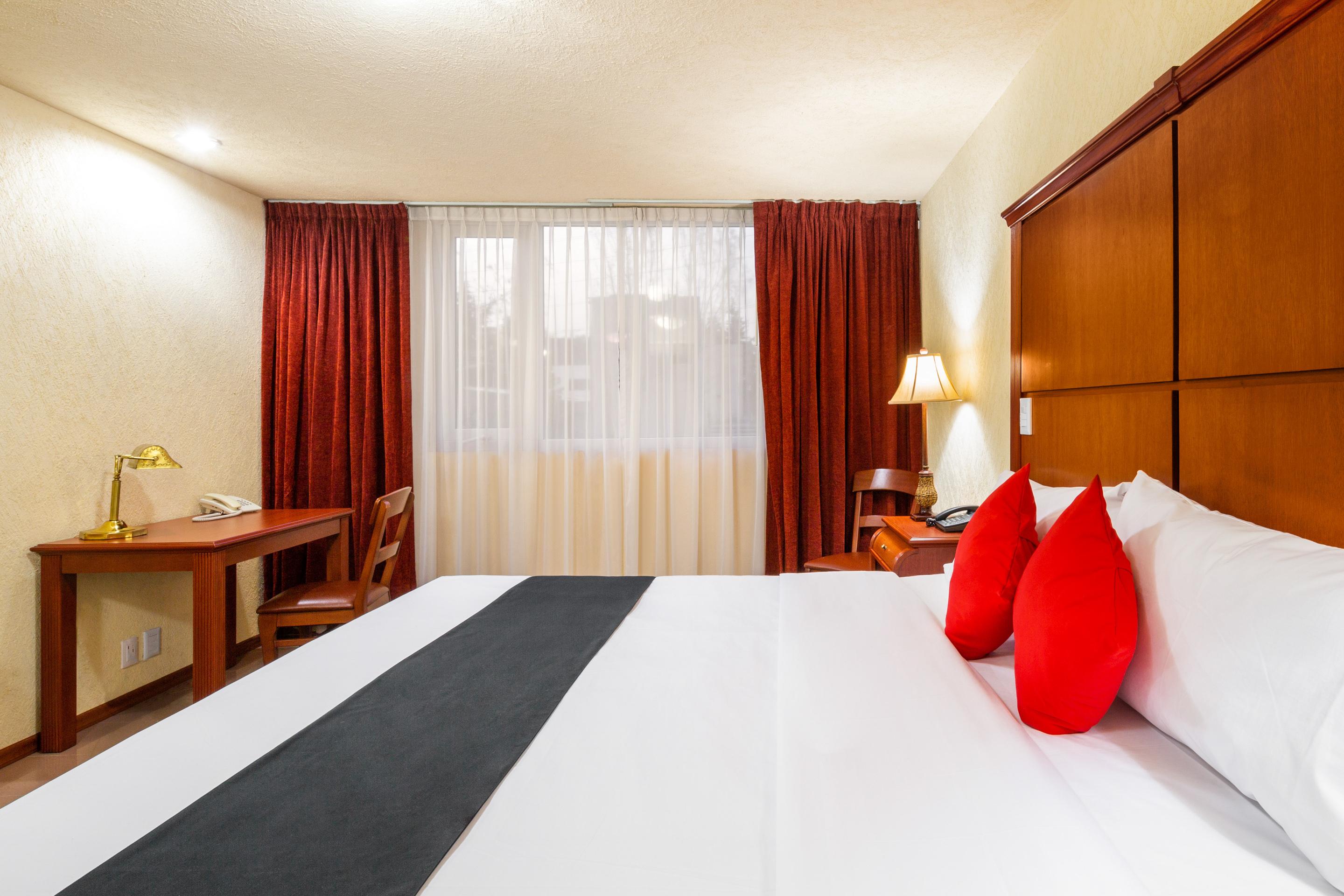 Howard Johnson By Wyndham โทลุกา ภายนอก รูปภาพ