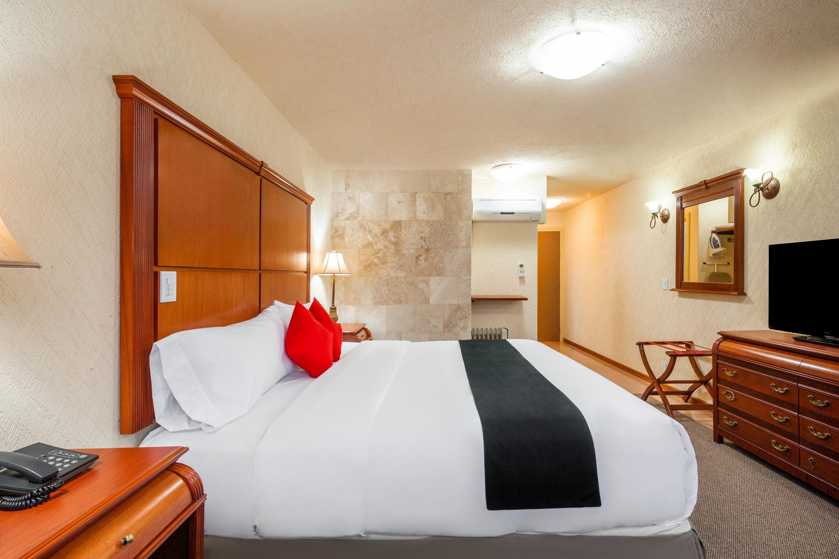 Howard Johnson By Wyndham โทลุกา ภายนอก รูปภาพ