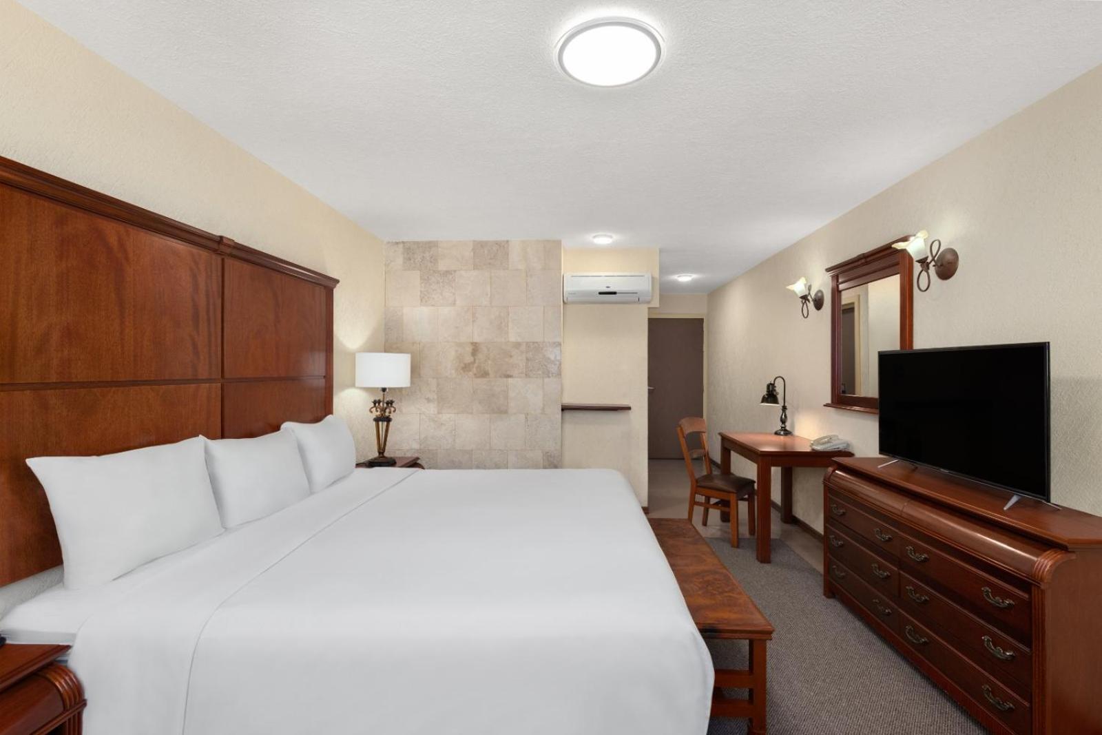 Howard Johnson By Wyndham โทลุกา ภายนอก รูปภาพ