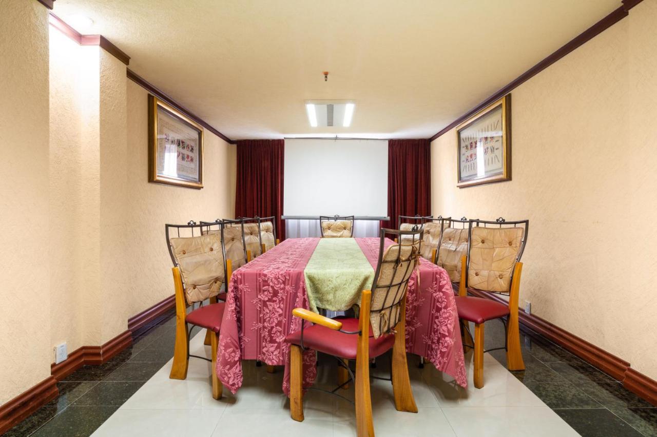 Howard Johnson By Wyndham โทลุกา ภายนอก รูปภาพ